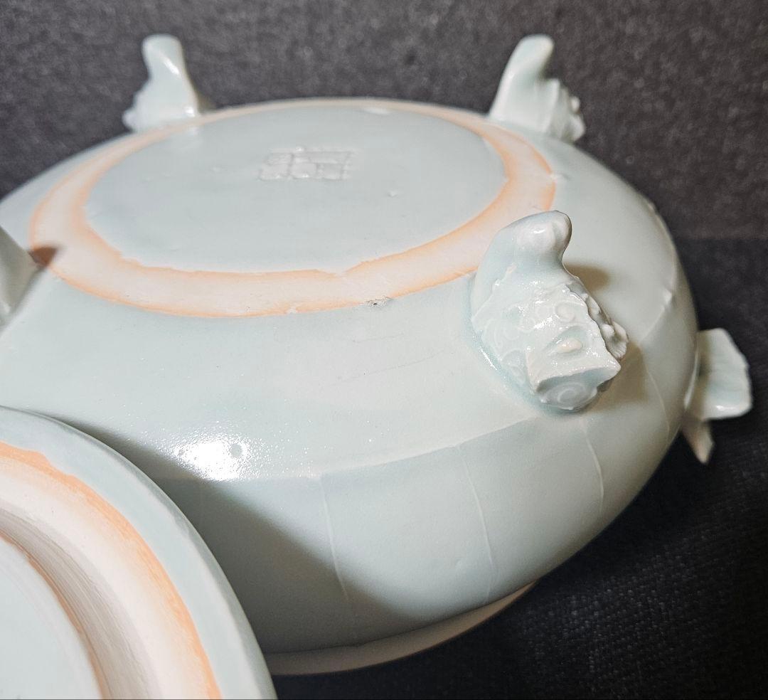 京焼　清水焼　名工 吉川充 造　青白磁　有蓋獣足鉢　香器香炉　お櫃　高島屋出品作