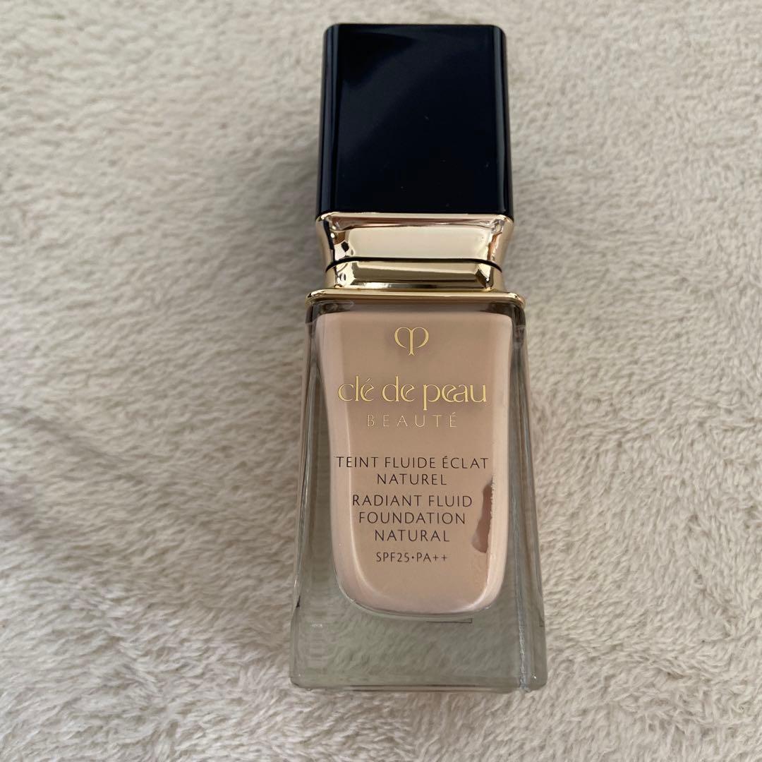 クレ・ド・ポーボーテタンフリュドエクラナチュラレルピンクオークル00