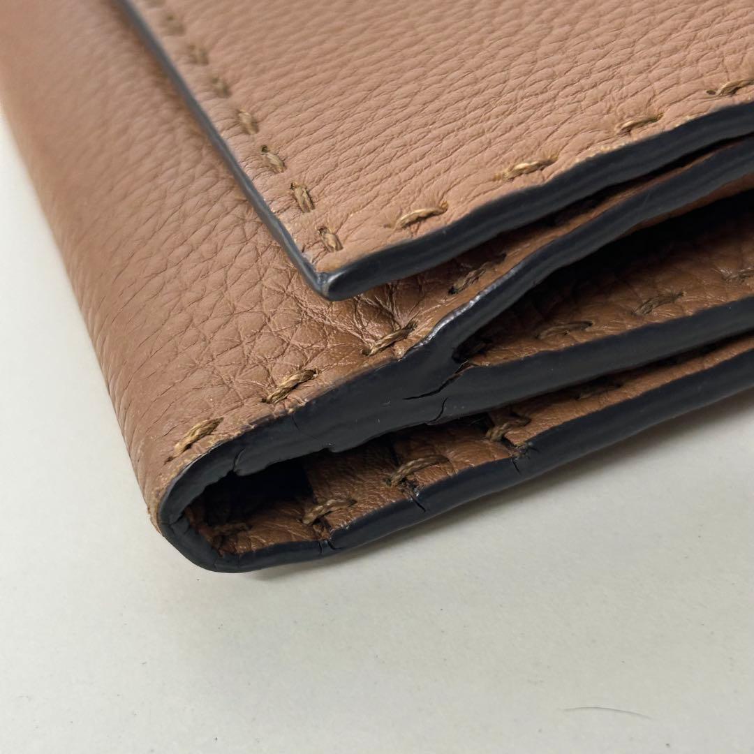 FENDI フェンディ ピーカブー 長財布 レザー ウォレット