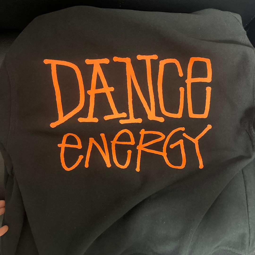 stussy ステューシー　 ブラック　パーカー　Mサイズ