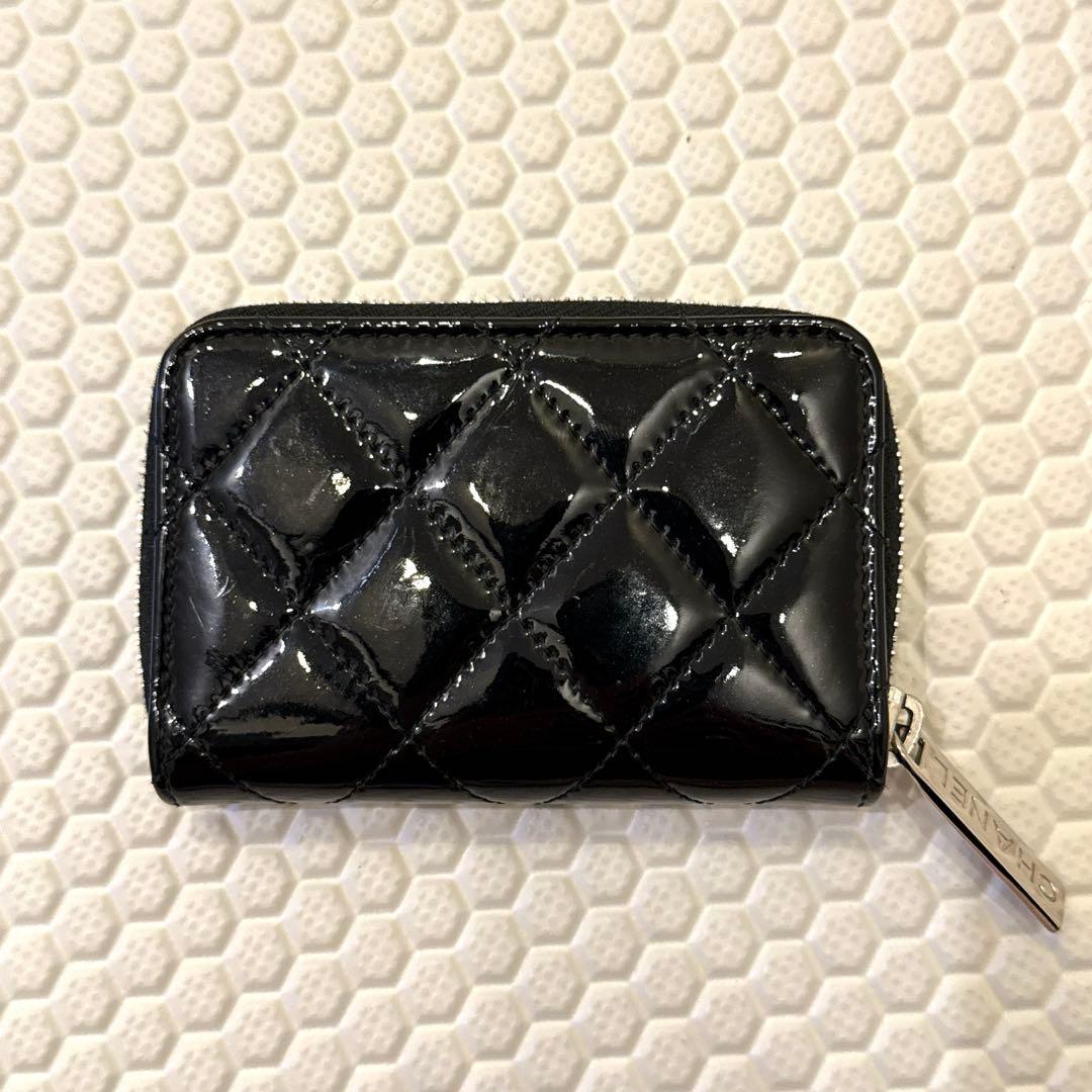 CHANEL パテント ラムスキン ケース　ブラック