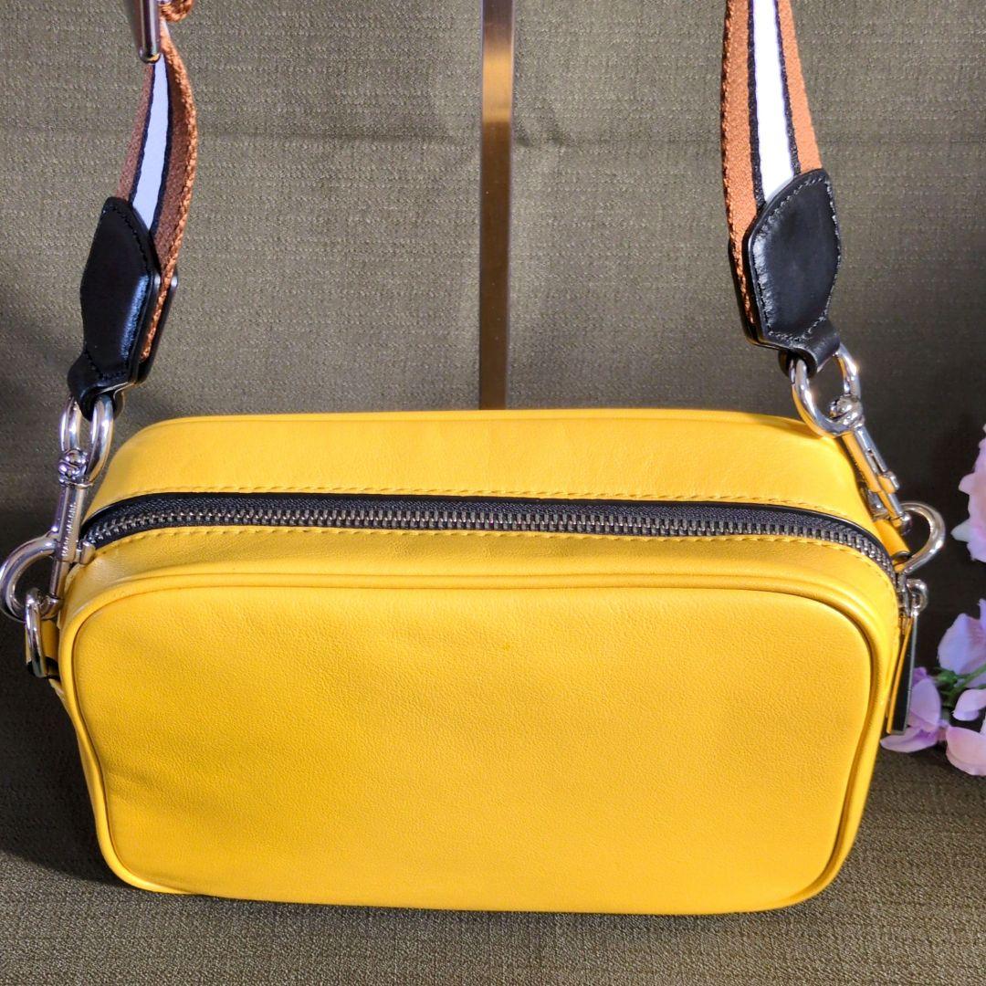 Marc Jacobs フラッシュレザー Crossbody ショルダーバッグ