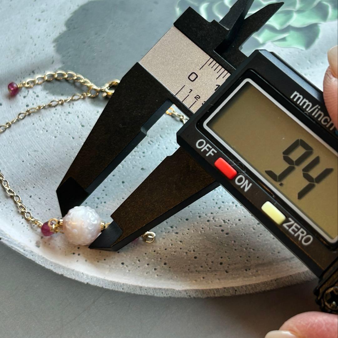 【可憐な花々】あこや真珠カービングパールとピンクトルマリンのブレスレット