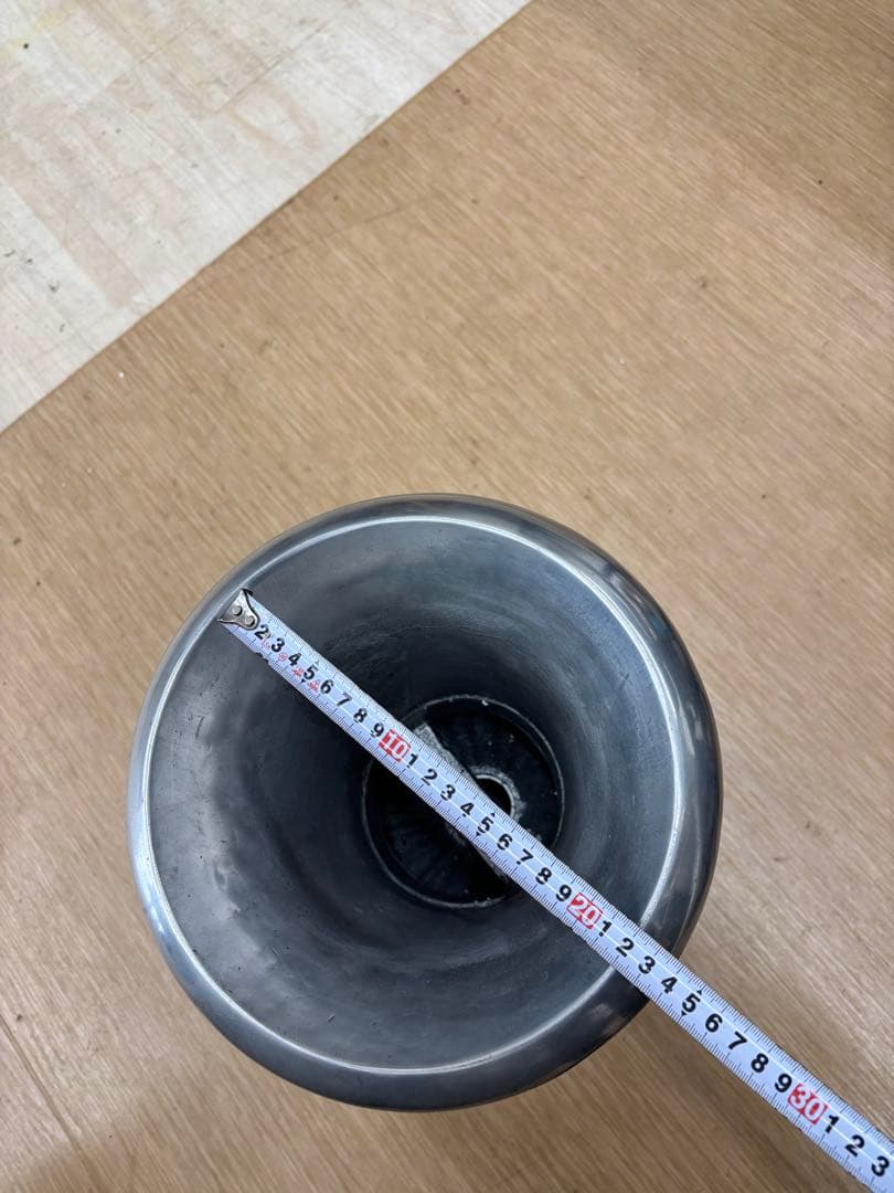 フラワーベース 2個セット　中古　アンティーク　置物