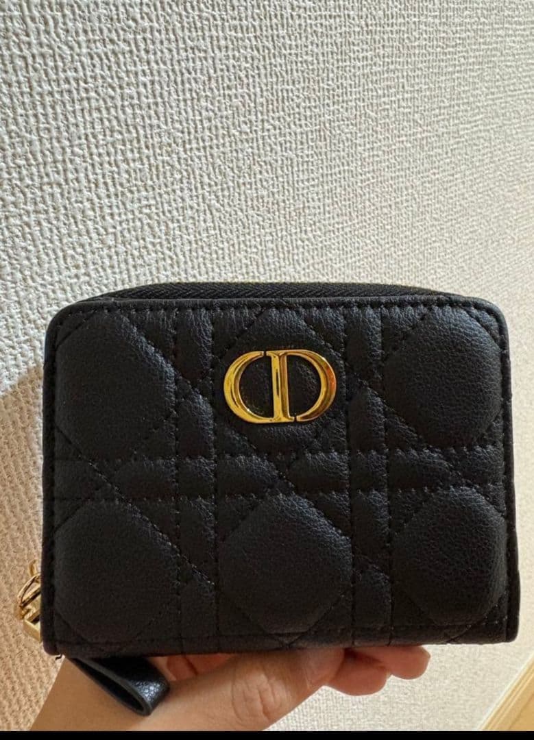2つ折り財布☆ 正規品【PRADA】プレゼントにも最適☆二つ折り財布/ 2MC066 (PRADA