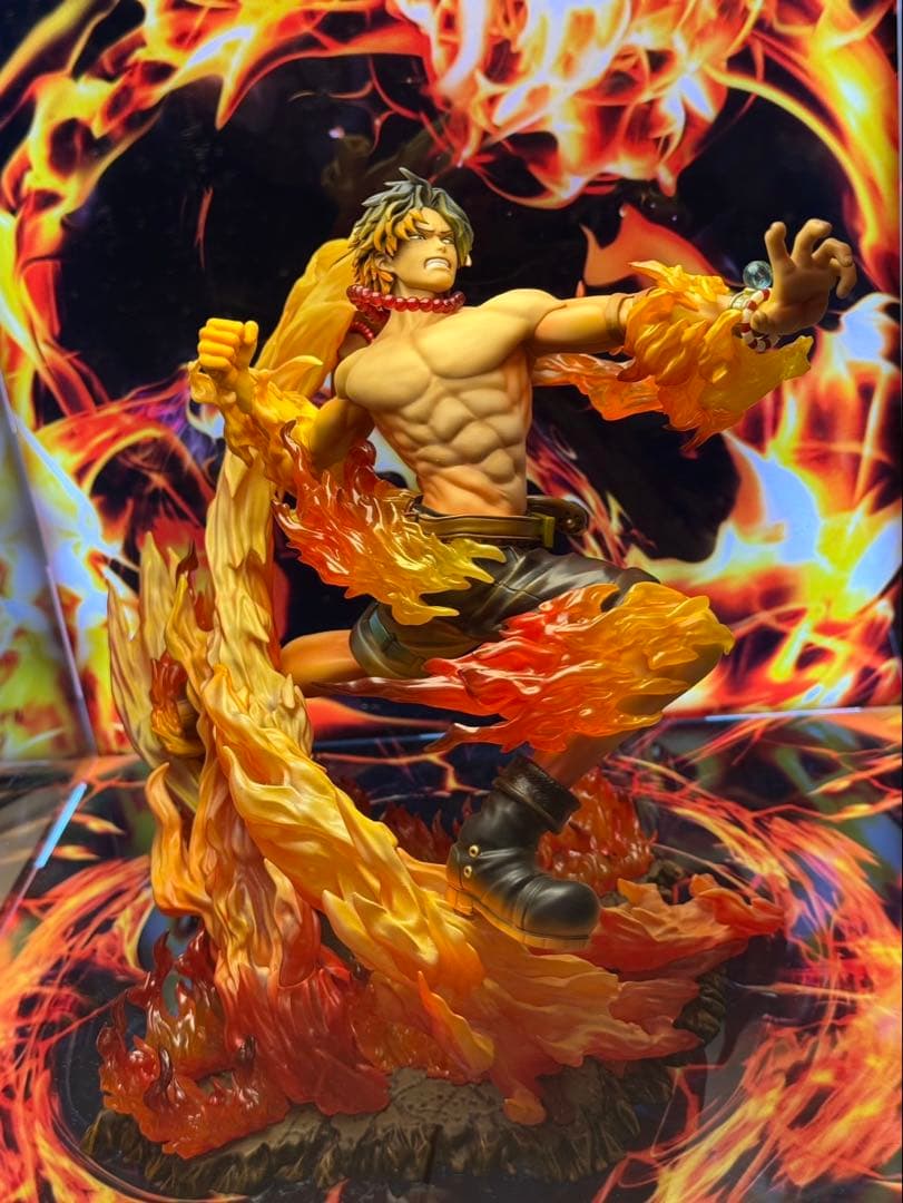 POP MAXIMUM ワンピース フィギュア エース 火拳 LEDケース付き