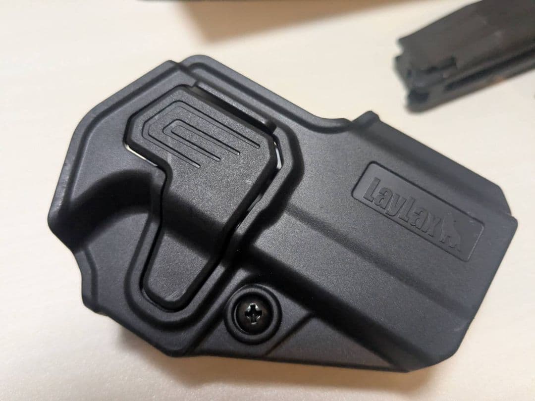 東京マルイ　ハイキャパ5.1　ガスブローバック　予備マガジン　ホルスター付