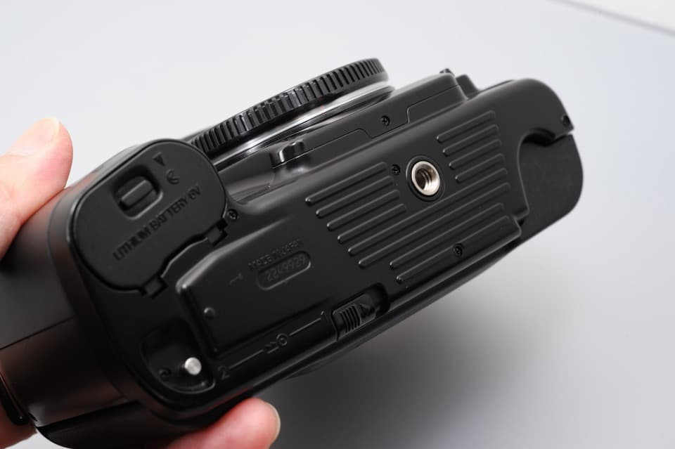 Nikon F-601 撮影可能現役機 + AF 50mm/F1.4D セット Nikon F-601