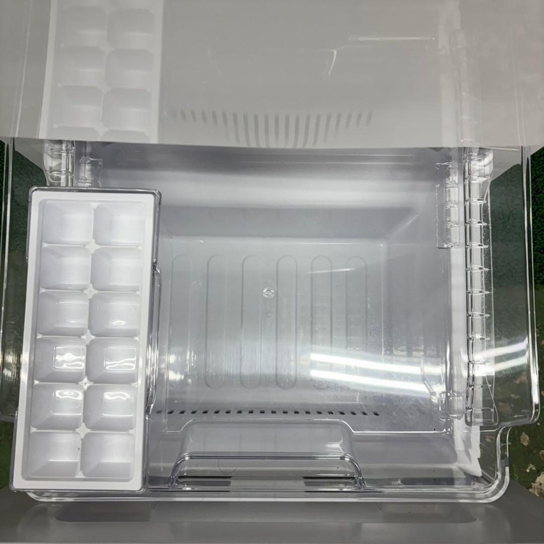 647SHARP 付け替えどっちもドア　大容量179L 冷蔵庫　小型　一人暮らし