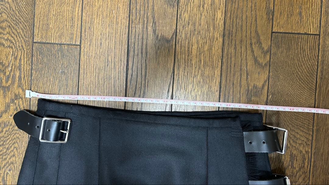 O'NEILL OF DUBLIN 牛革プリーツスカート GB10