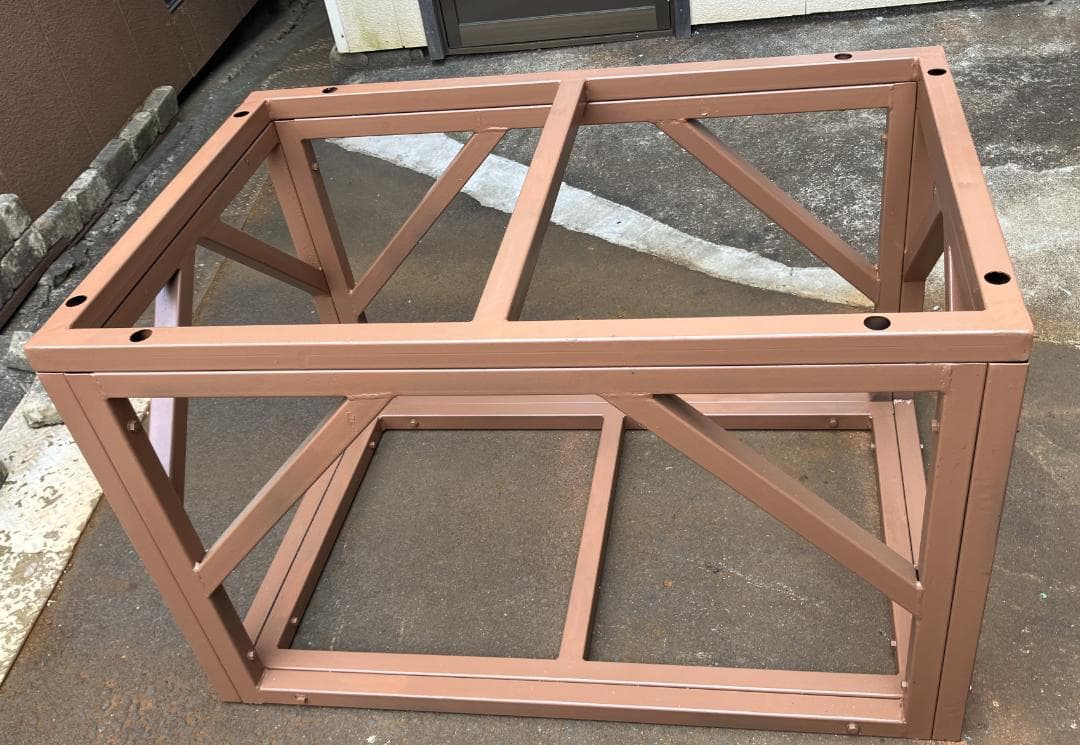 勉強机　事務机（緊急時は避難シェルター）　在庫３個　机　ダイニングテーブル