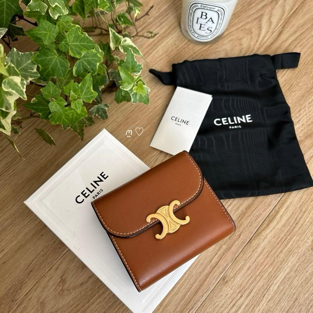 CELINE セリーヌ トリオンフ スモールフラップウォレット オ
