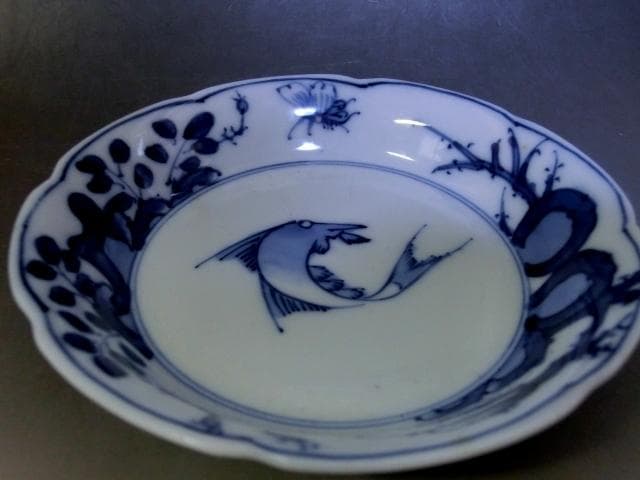 皿■角福 魚紋染付 唐草 蝶 花弁型 古伊万里 古美術 時代物 骨董品■
