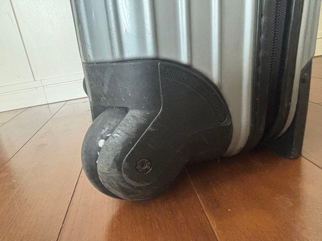 RIMOWA リモワ ポリカーボネート キャリーケース 32L ジャンク品