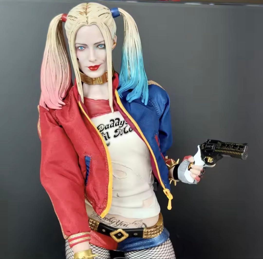 ハーレクイン43cm大型フィギュア クレイジートイズ ( 訳あり ) Amazon