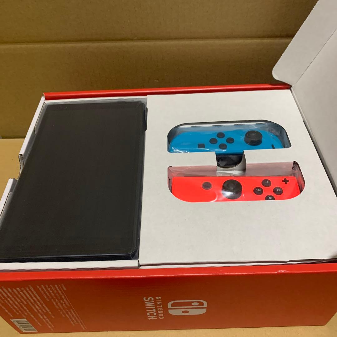 新品　Nintendo Switch(有機ELモデル)