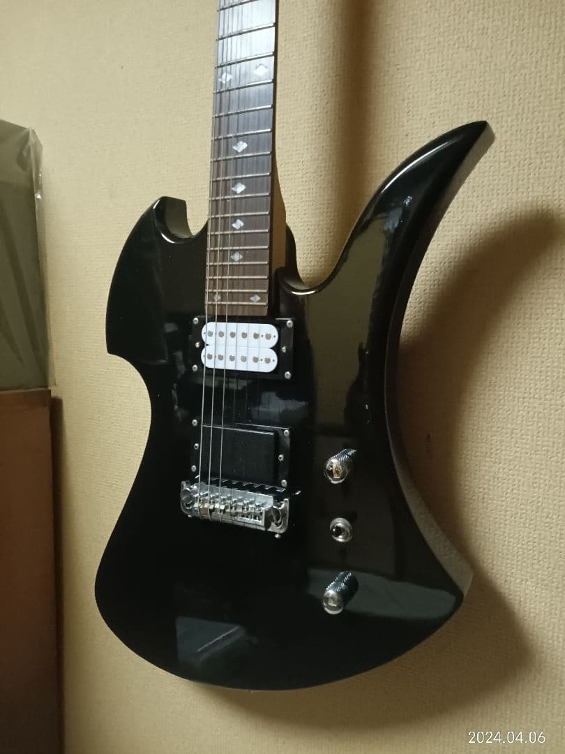 ☆YG3☆新品弦交換済☆美品☆CatingBard モッキンバード ブラック☆ B.C.RICH/MOCKING BIRD/モッキンバード/ Mockingbird Legacy ST with