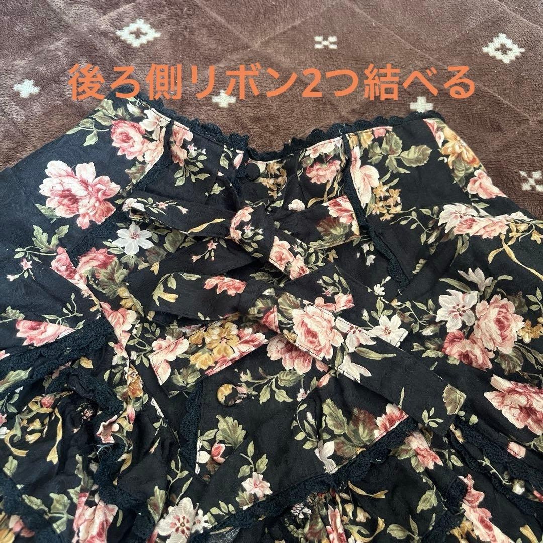 メタモルフォーゼ★アンティークローズ柄のスカート