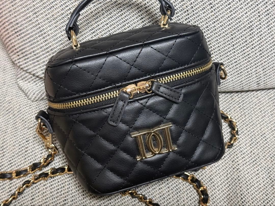 Darich キルティングスクエアミニバック