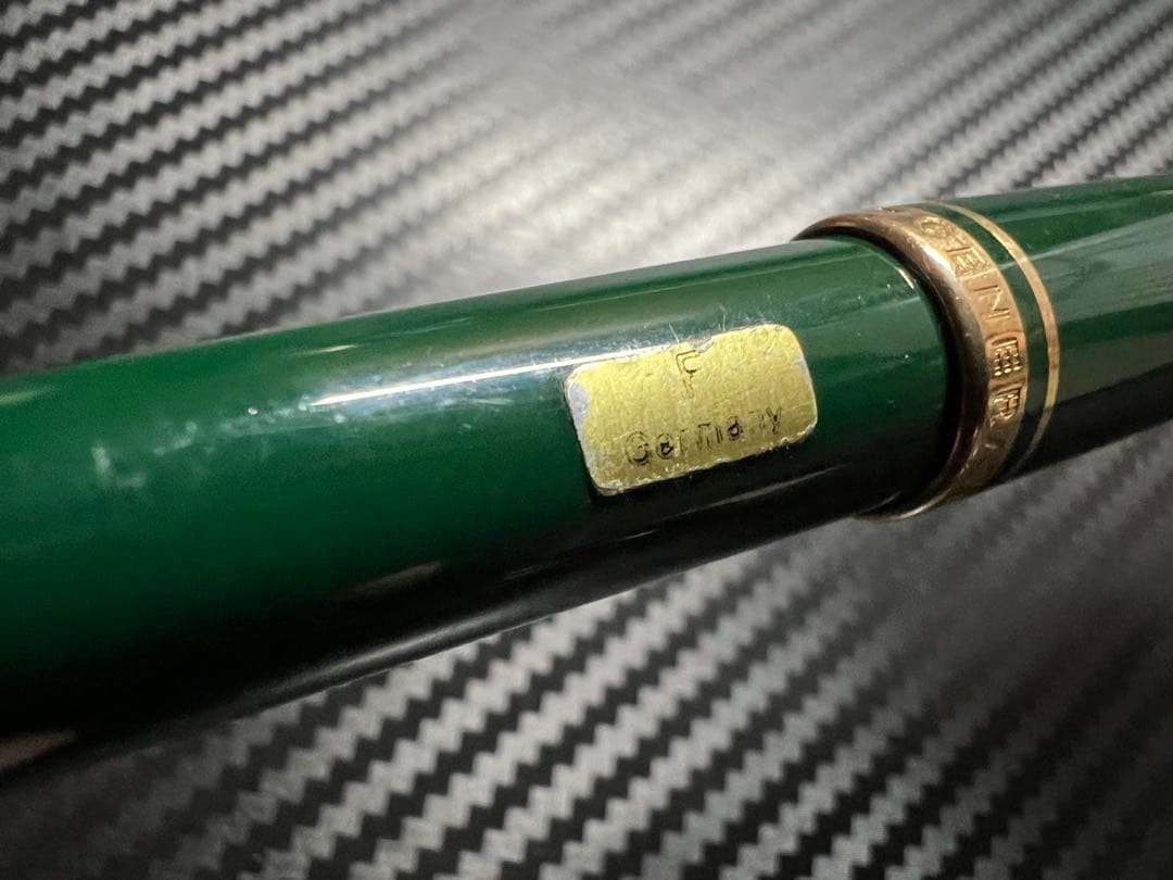 極美品 モンブラン ジェネレーション オリーブグリーン F 万年筆