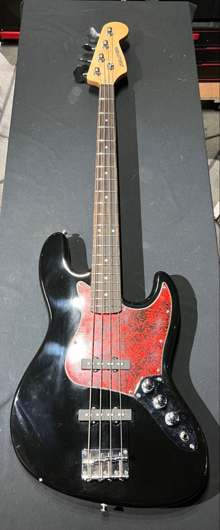 SELDER JAZZBASS BLACK べっ甲柄ピックガード　初心者オススメ SELDER JAZZBASS BLACK べっ甲柄ピックガード 初心者オススメ - メルカリ