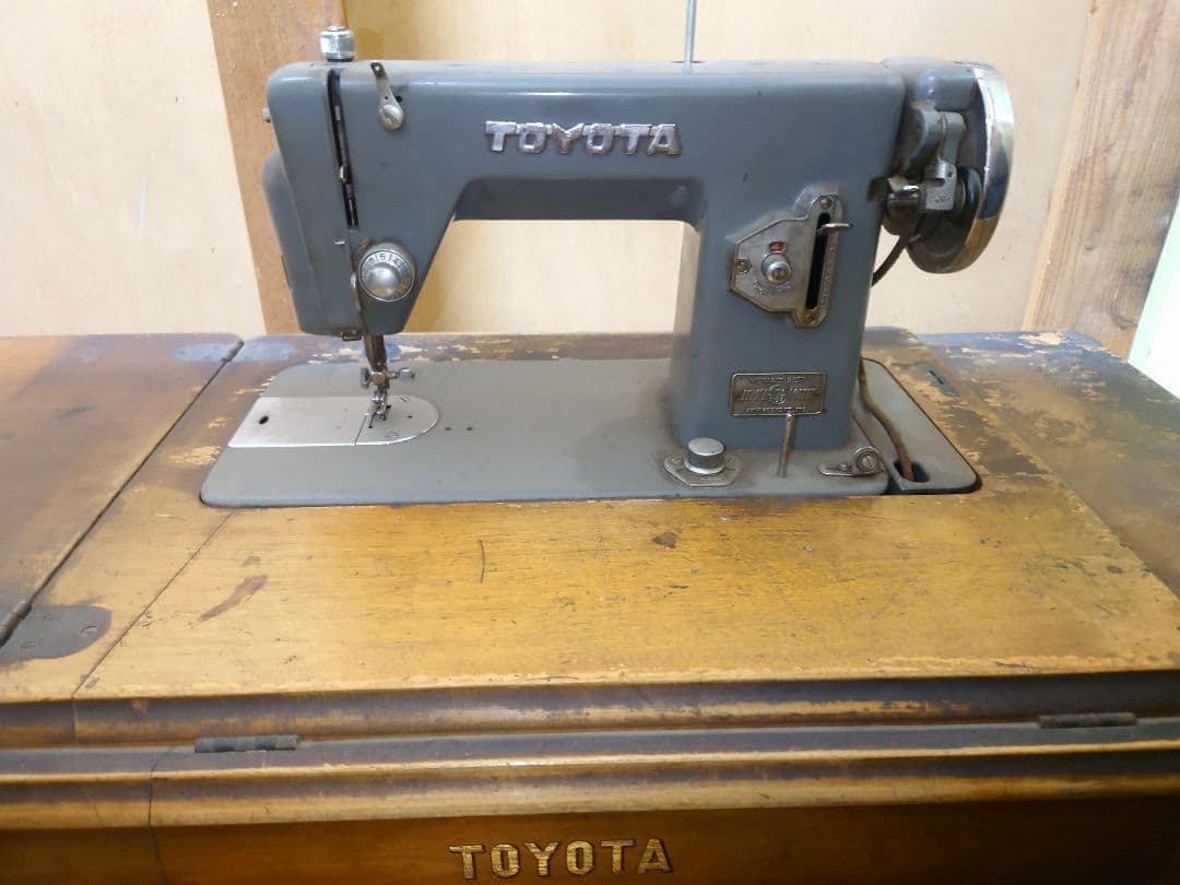 トヨタ レトロ アンティーク ミシン - メルカリ