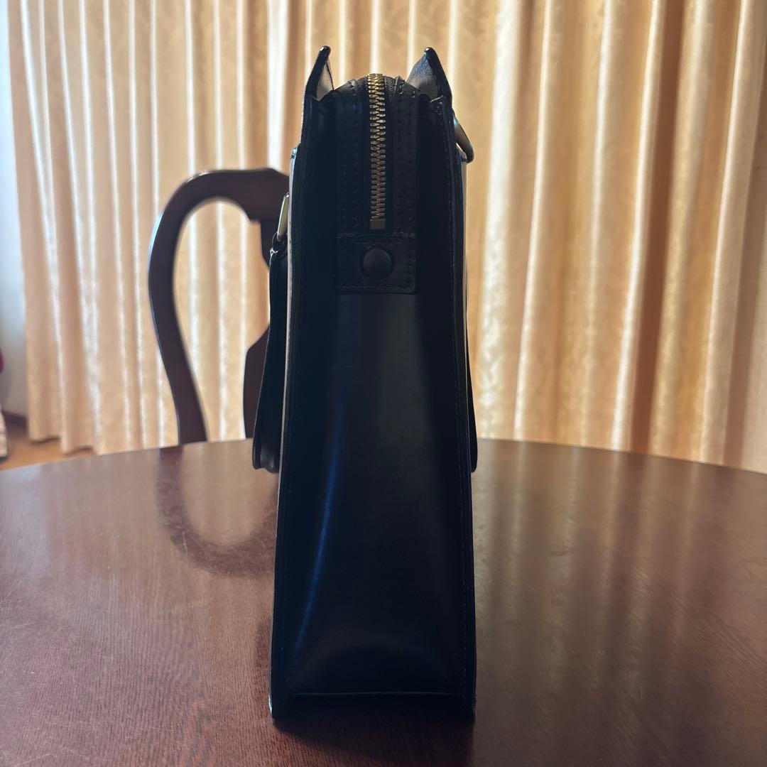 ココマイスター バンガーブリーフ 黒 ショルダー付 ブライドルレザー