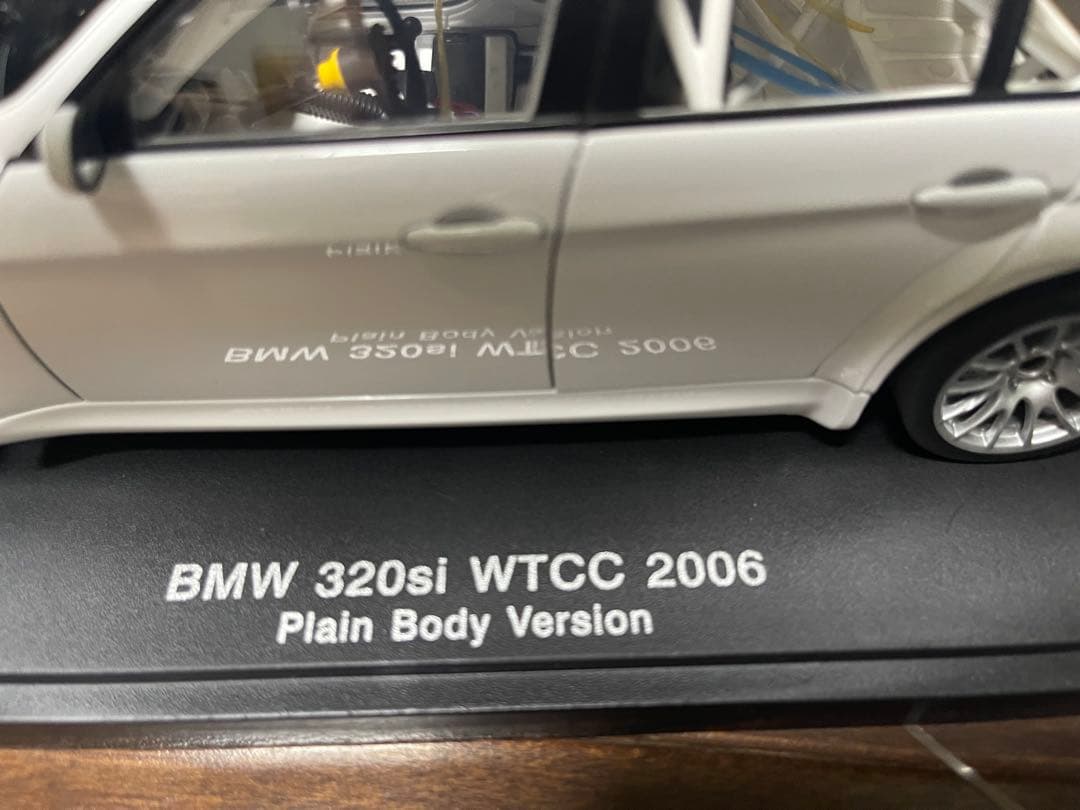 BMW 320si WTCC 2006 AUTOart ミニカー