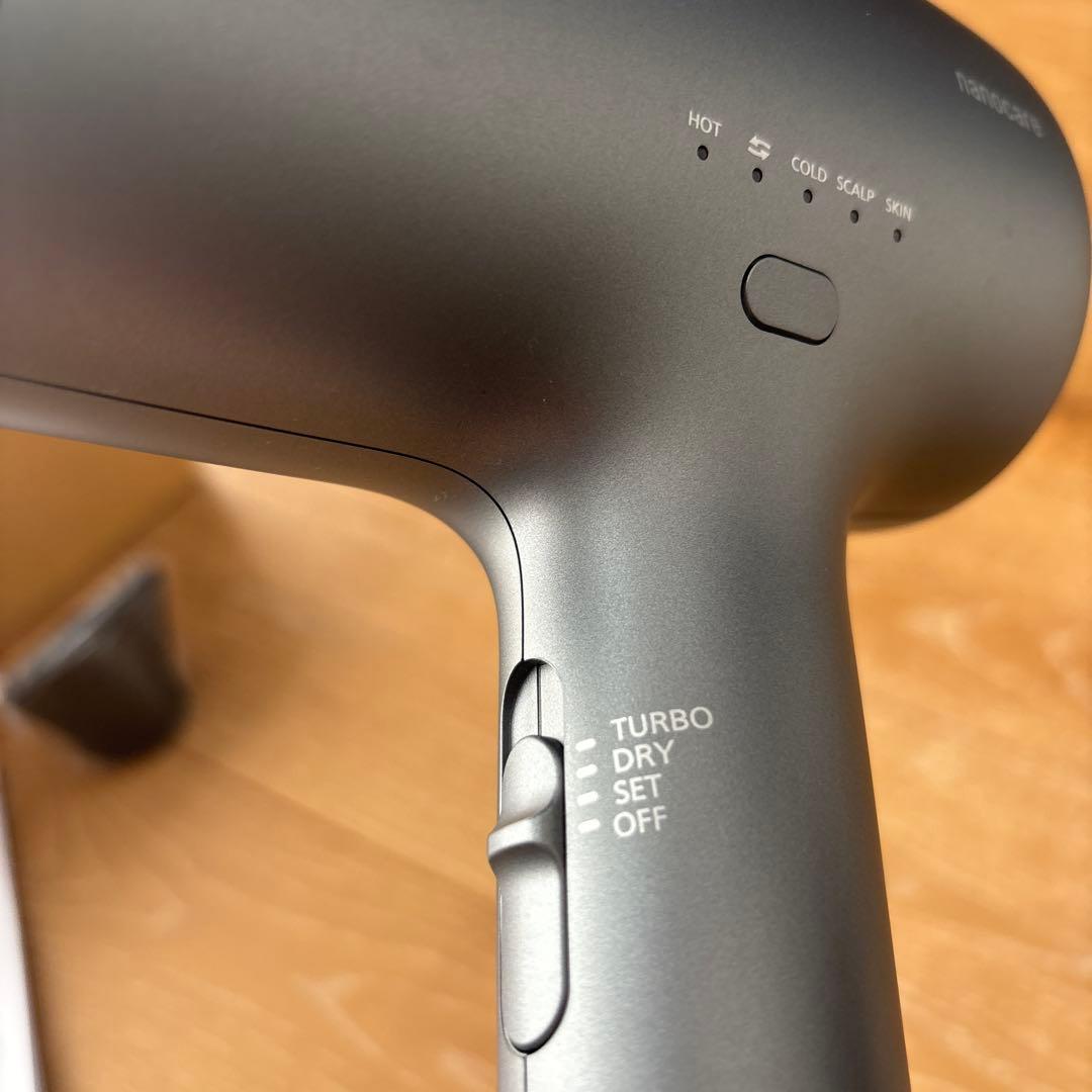 Panasonic nanocare EH-NA9M （24年製）