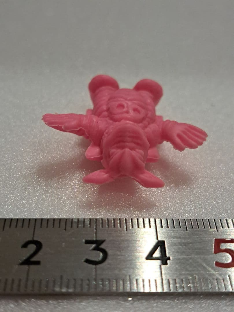 t*9様 「ウルトラマンレオ」怪獣消しゴム「バイブ星人桃」