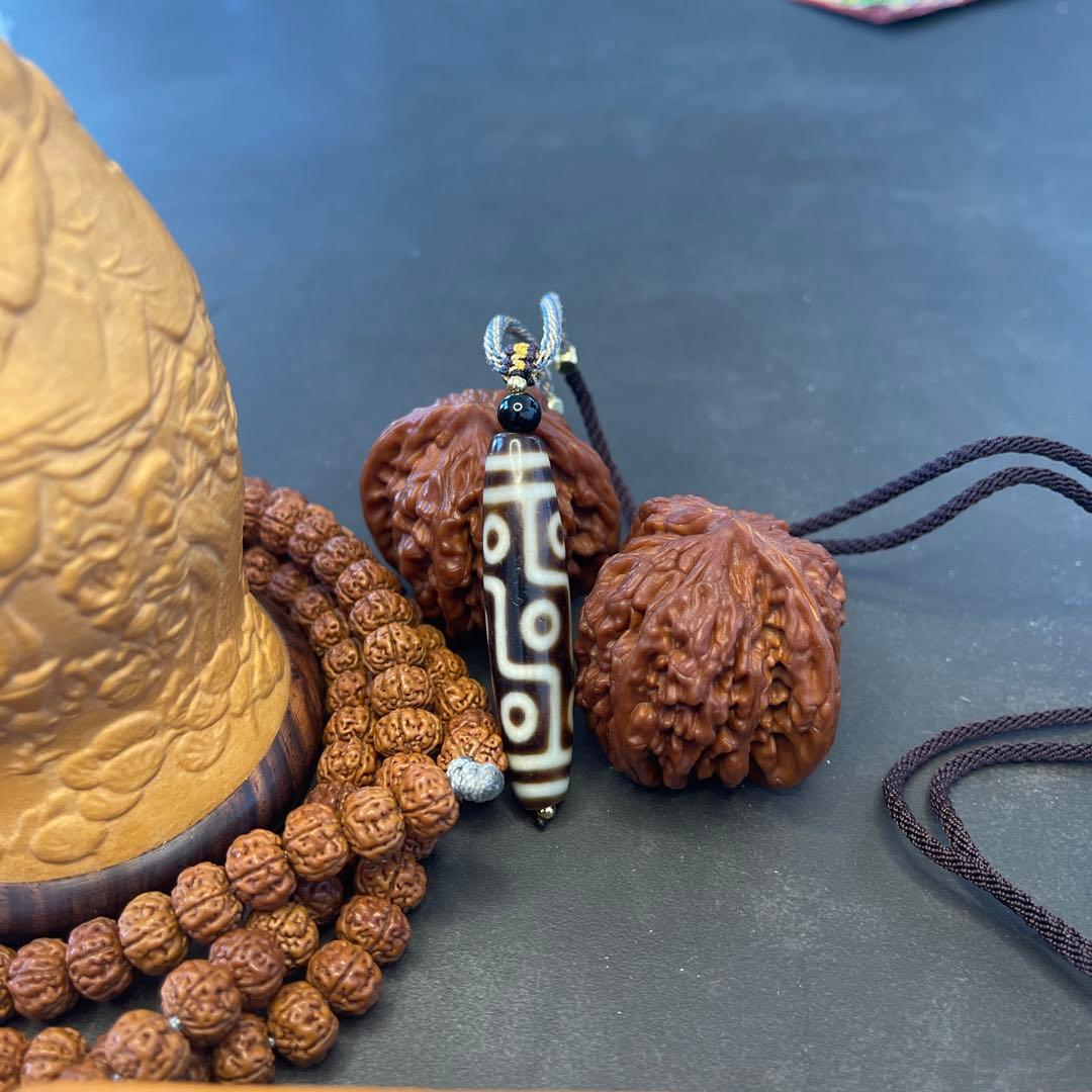 上肯天珠 5A牙黄九眼天珠 54mmX12mm