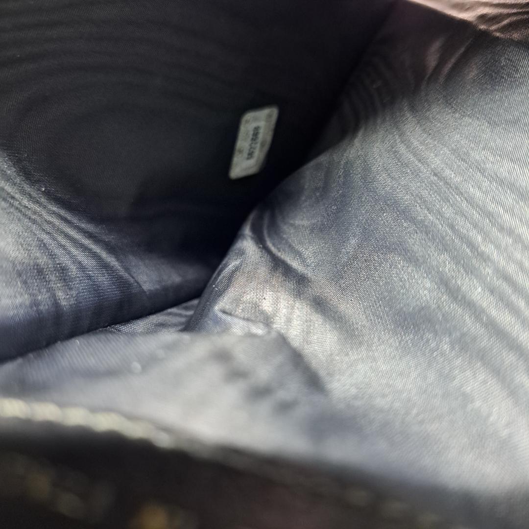 レア品 CHANEL 三つ折り財布 財布 大型 クラシカルデザイン 長財布