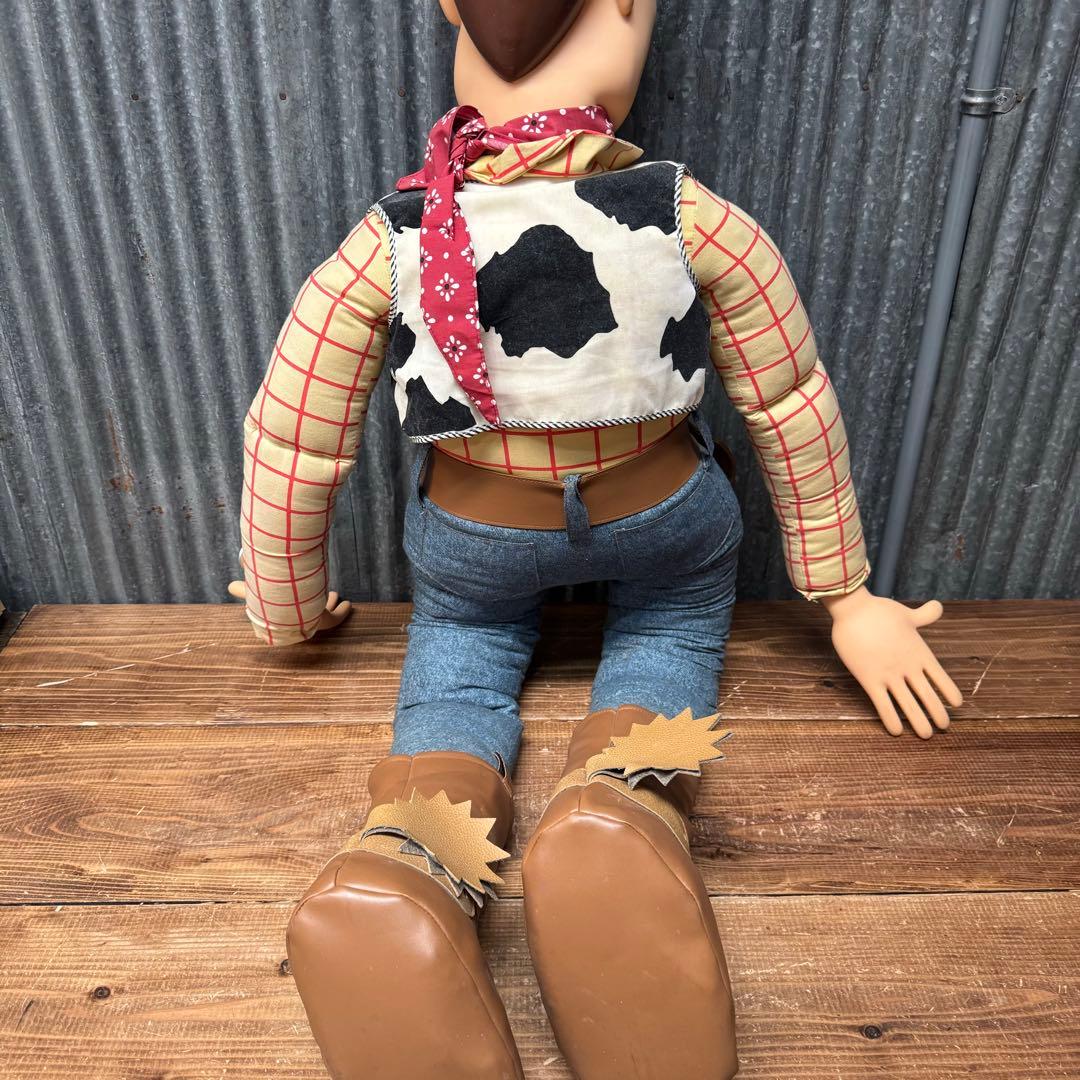 トイストーリー 人形 ウッディ バズ・ライトイヤー ぬいぐるみ ディズニー