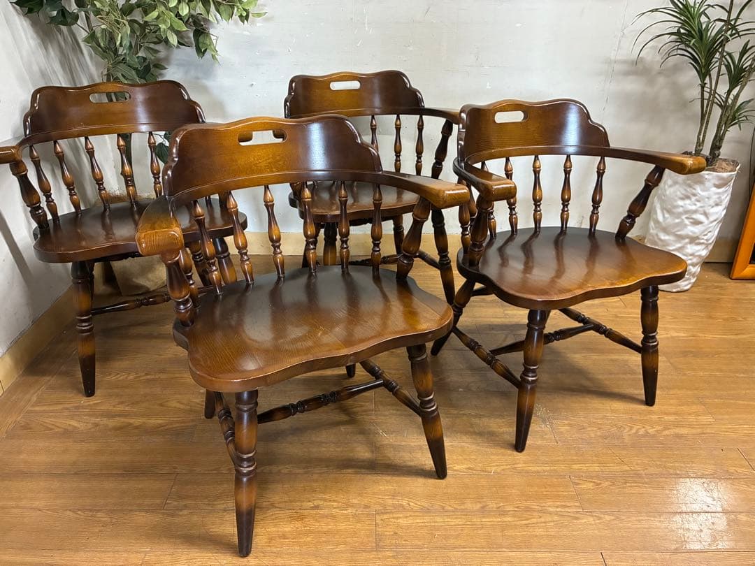 管366☆飛騨産業☆キツツキマーク☆高穂☆ダイニングテーブル/アームチェアー4脚