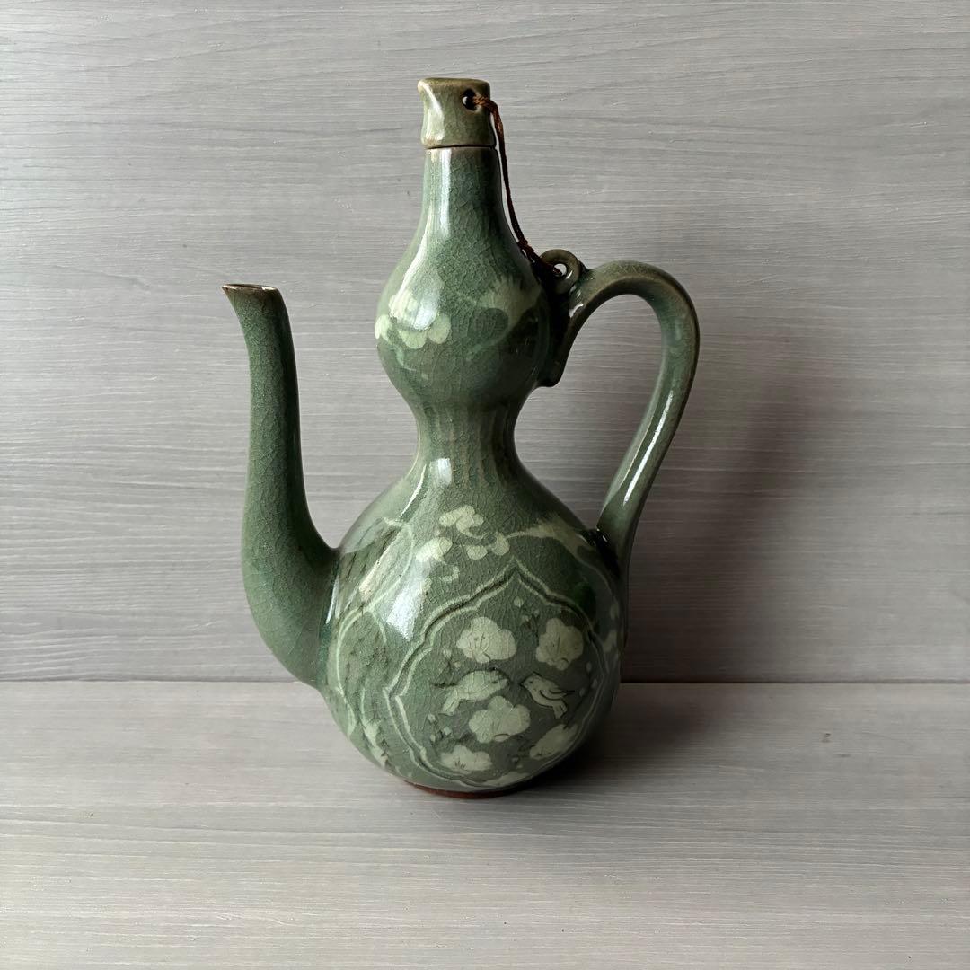 青磁象嵌瓢形水柱　水差し 徳利　壺　梅　鶴　茶道具　雲鶴文