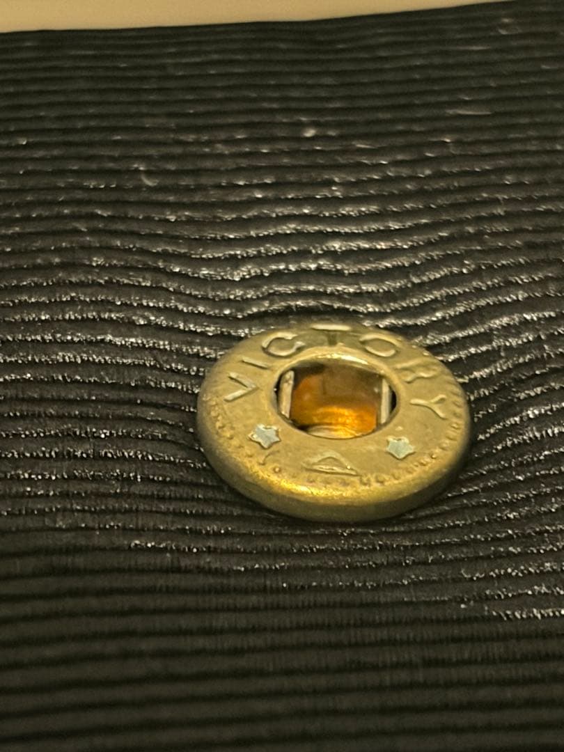 斜め掛け　黒のポシェット　鏡内蔵　パーティポシェット