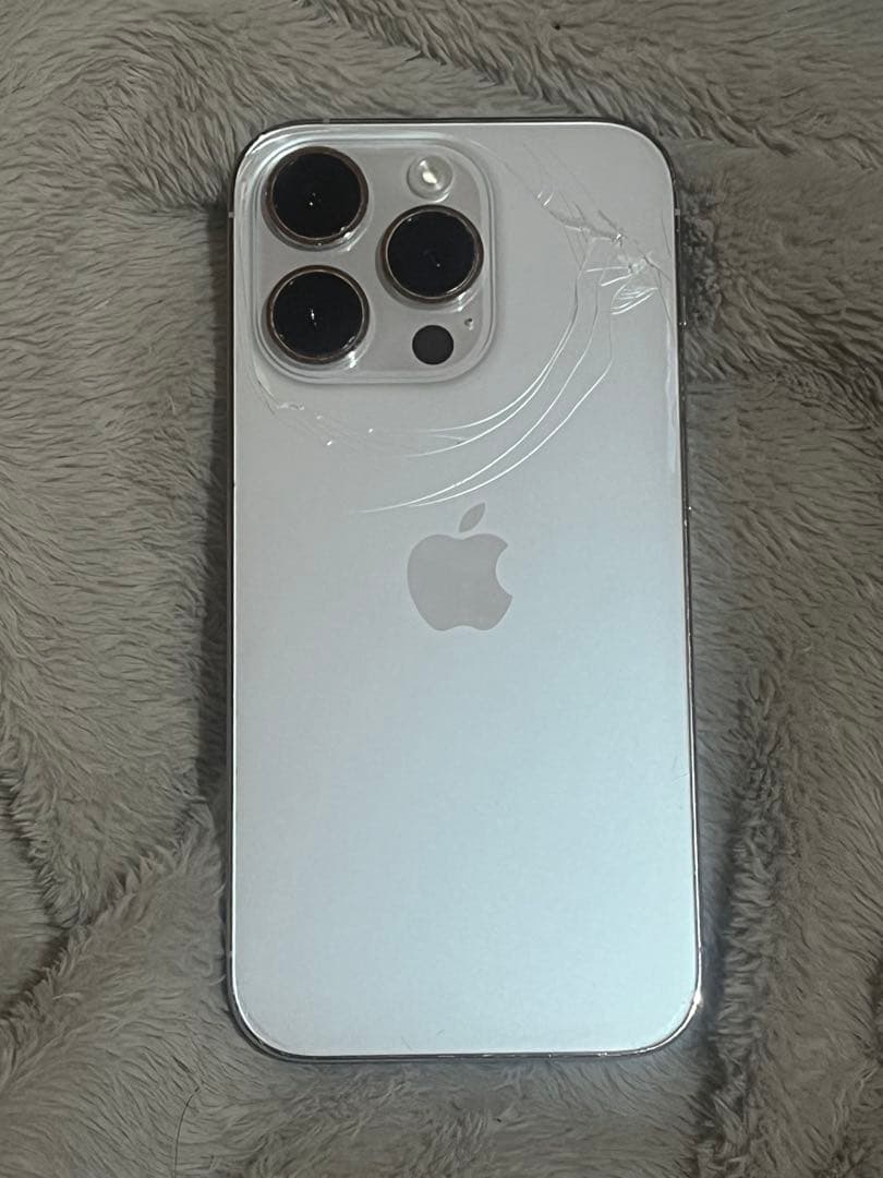 Apple iPhone 14 Pro シルバー 本体 - メルカリ