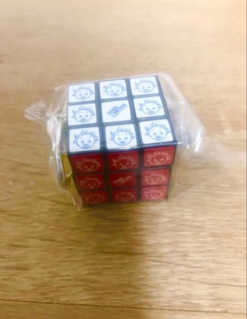 Mr.Children　ミスチルファンクラブ特典　立体パズル ルービックキューブ ミスチル ファンクラブ継続特典 ルービックキューブ型キーホルダー Mr