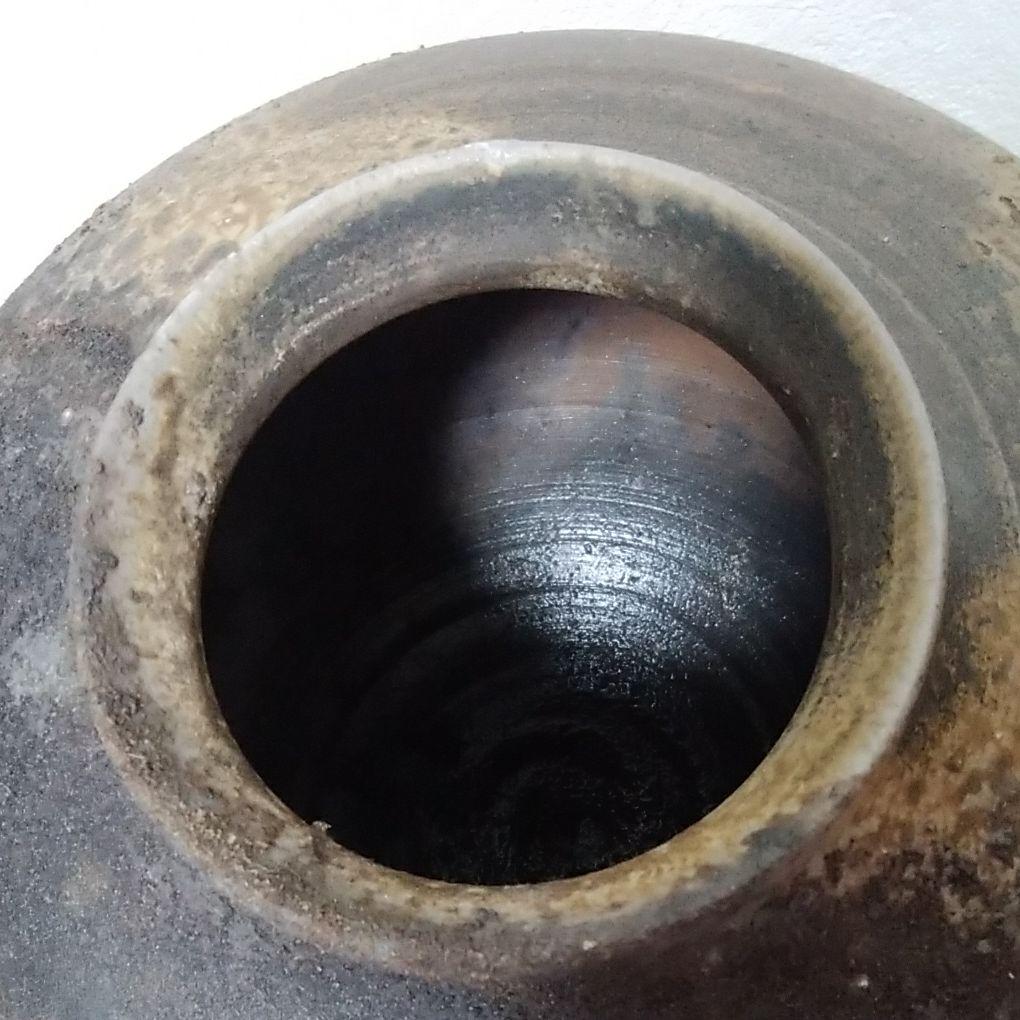 備前焼花瓶➕石造の置き 台