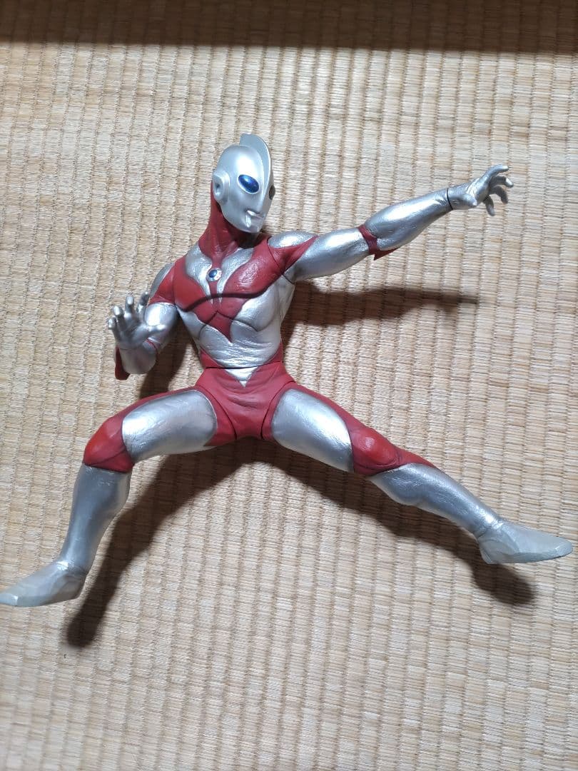 CCP ウルトラマン パワード ハイスペックVer. (目・カラータイマー発光