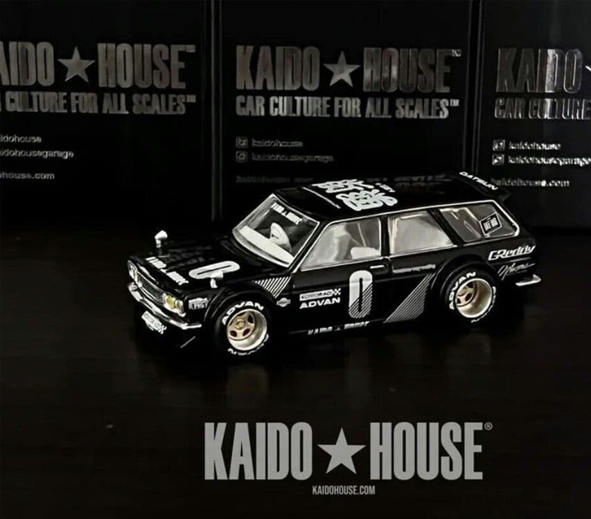 ダットサン510 ワゴン　ブラックリミテッド 4 +エクスクルーシブ・ピン