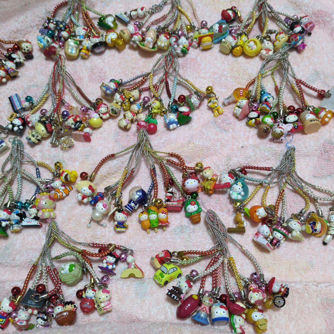 大盤振舞！最終大幅値下げ！ご当地キティ　約490個　まとめ売り