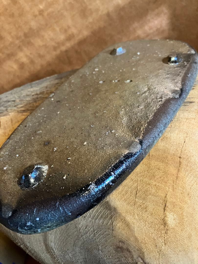 穴窯焼成 越前 楕円形黒色陶器プレート