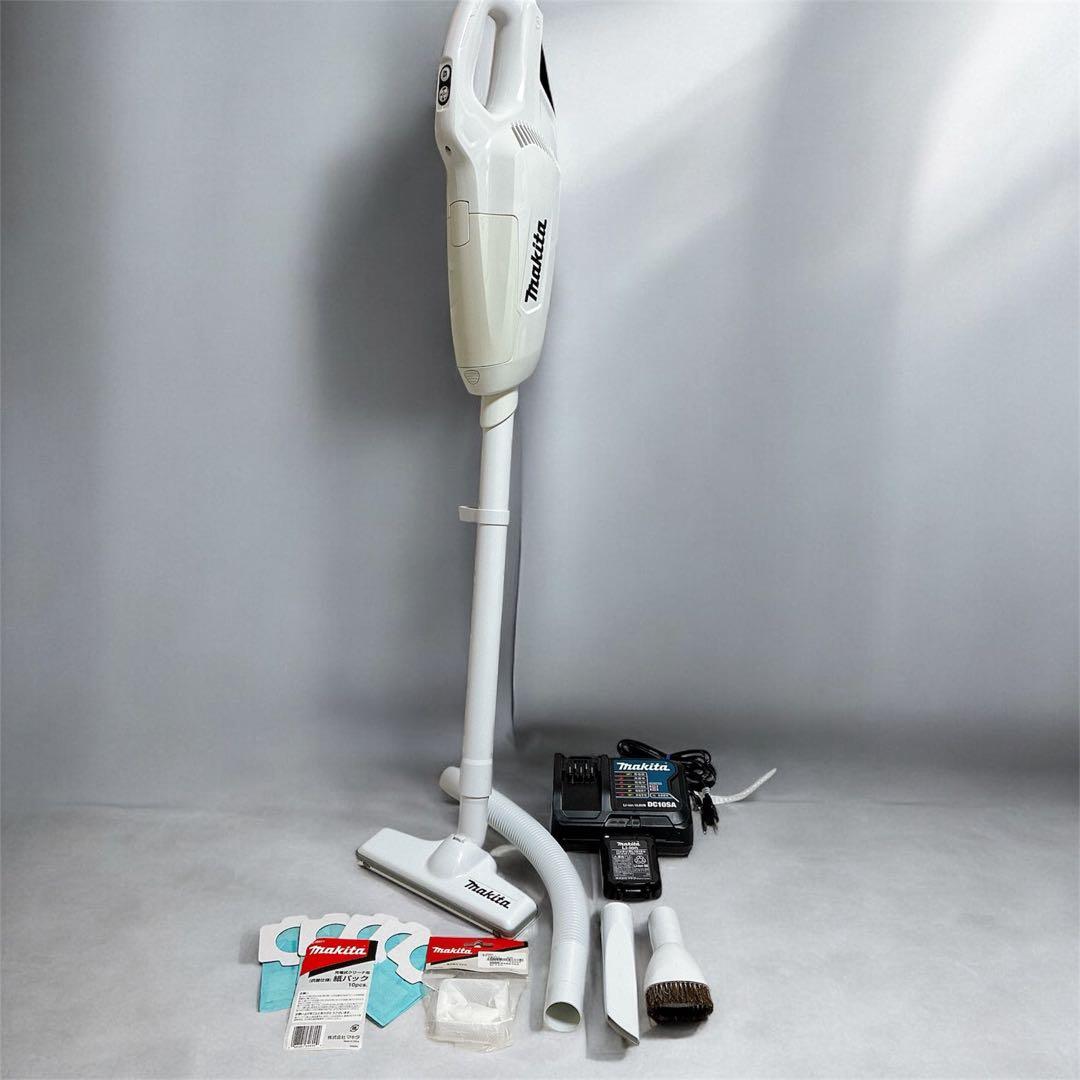 ジャンク品】マキタ 充電式クリーナー 本体のみ CL286FD ☆美品！使用