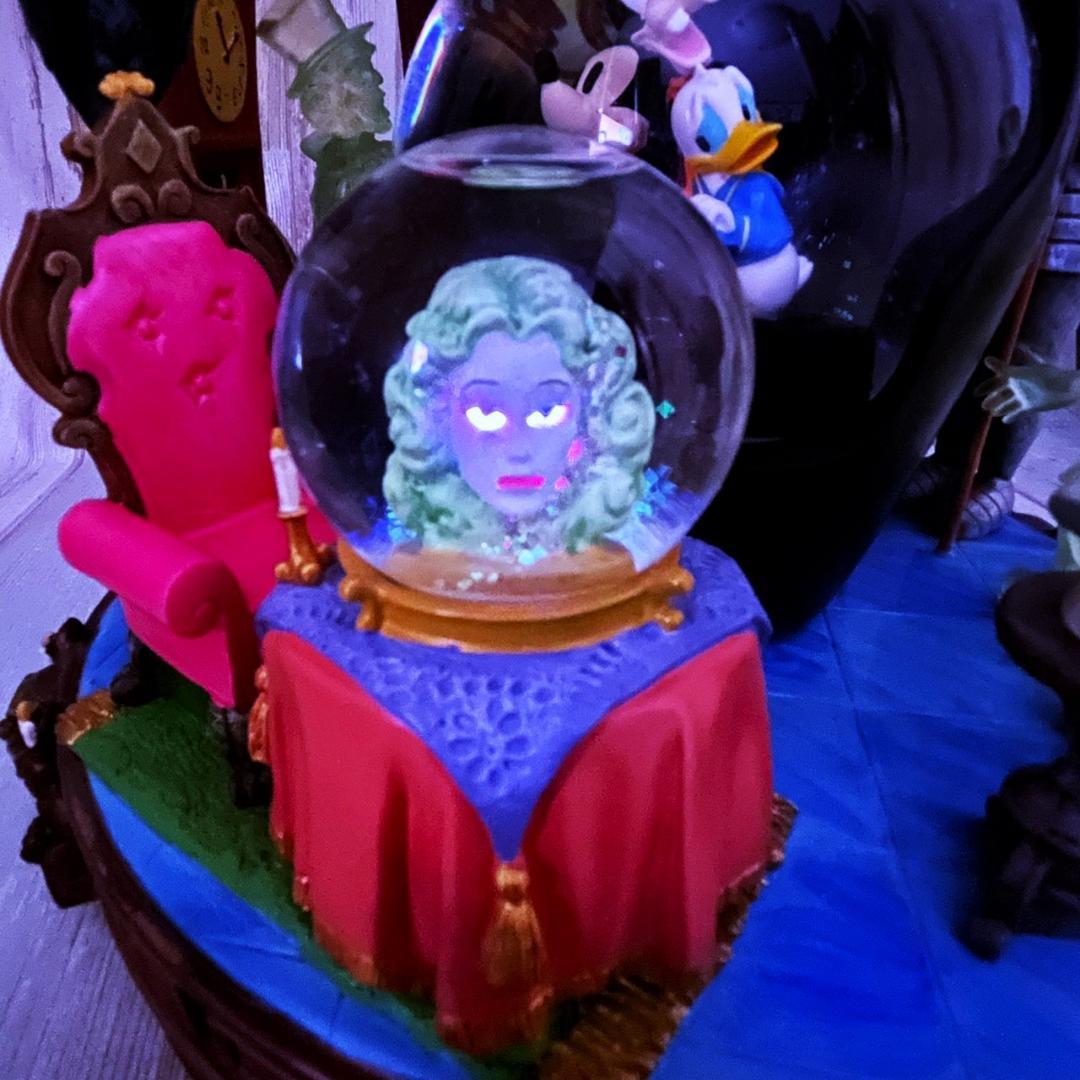 激レア★ホーンテッドマンション フィギュア ヒッチハイクゴースト スノーグローブ