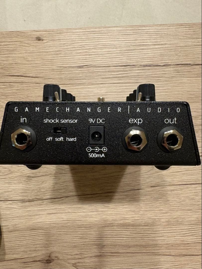 Gamechanger Audio LIGHT PEDAL光学スプリングリバーブ