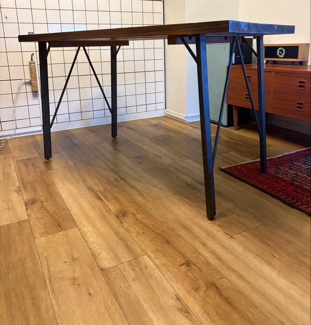 ジャーナルスタンダードファニチャーシノンダイニングテーブル