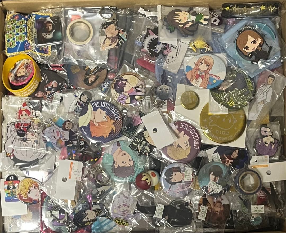 キャラクターグッズ アニメグッズ ノンジャンル まとめ売り 大量 缶バッジ 3