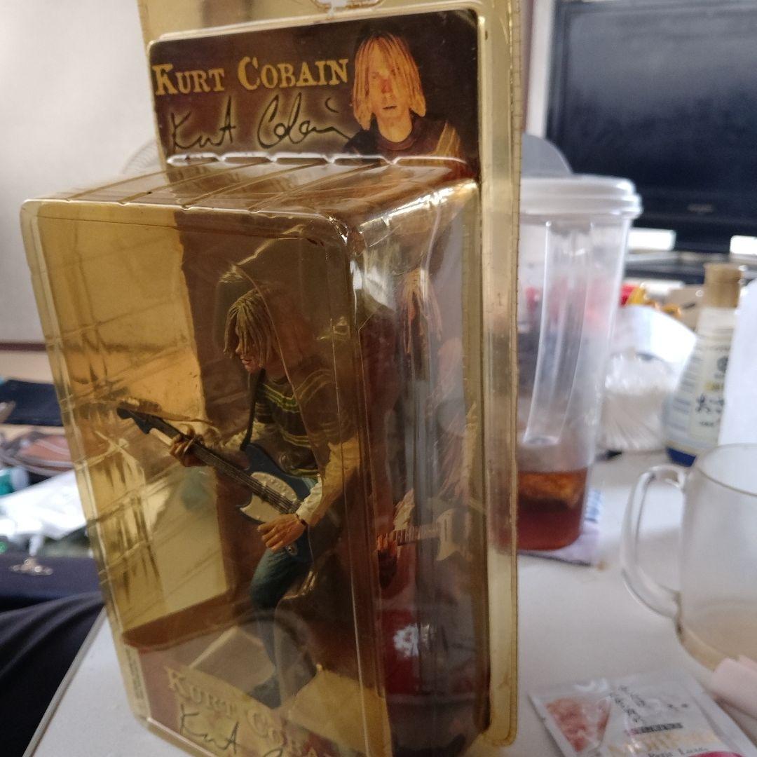カート・コバーンフィギュア