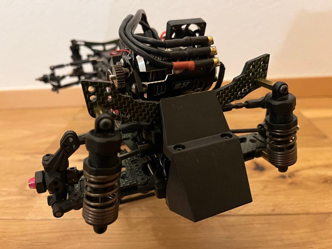 こ*ん様 sakura d5mr グリーンカーボンシャーシ